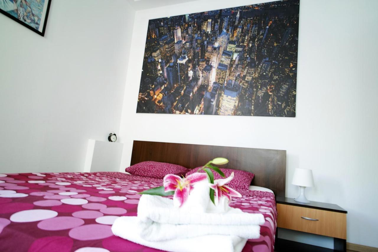 شقة بوخارست  في Luxury Apartament المظهر الخارجي الصورة