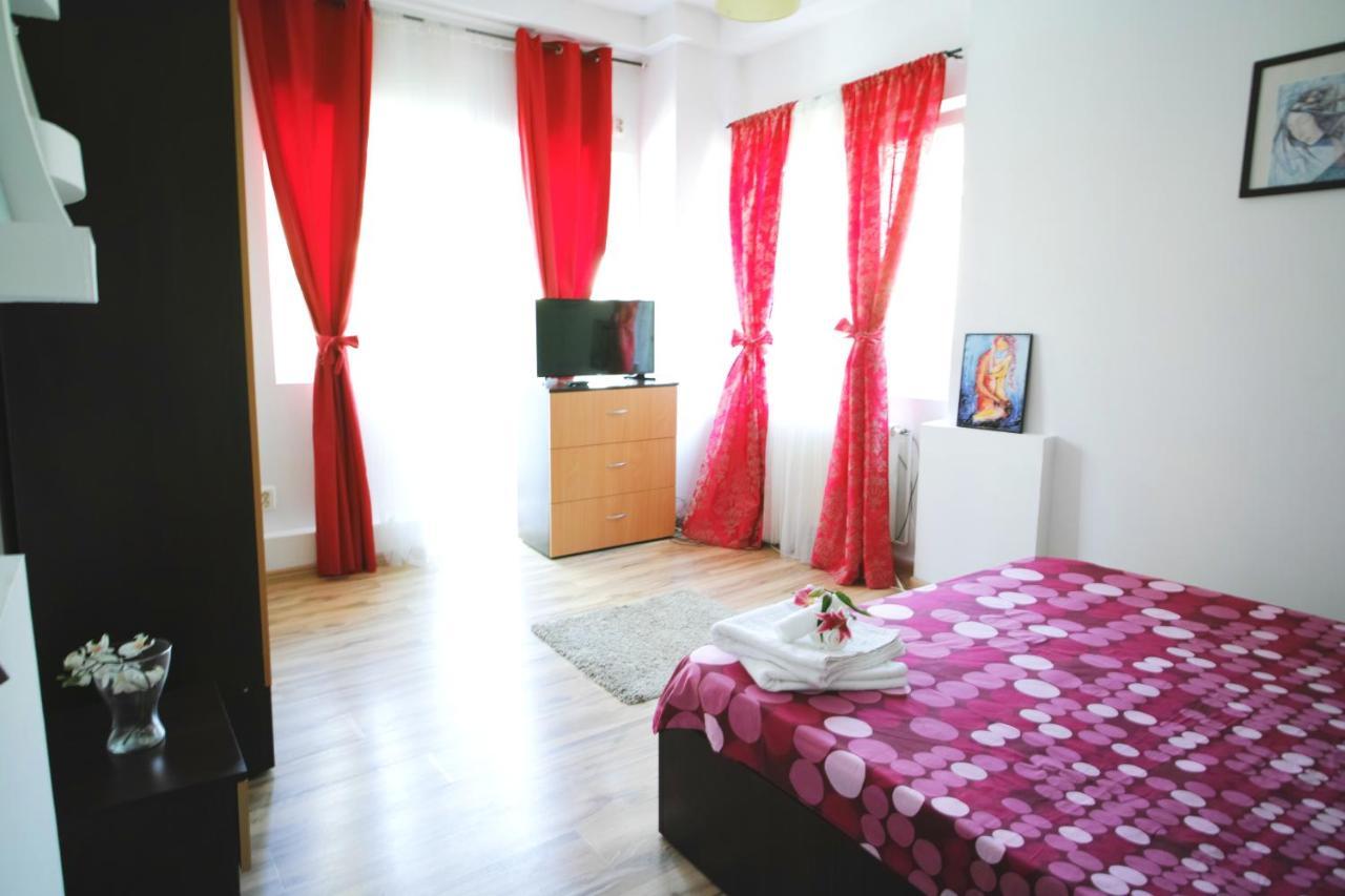شقة بوخارست  في Luxury Apartament المظهر الخارجي الصورة